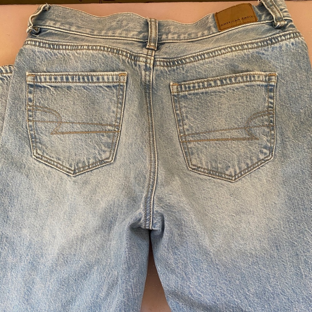 American Eagle mom jeans